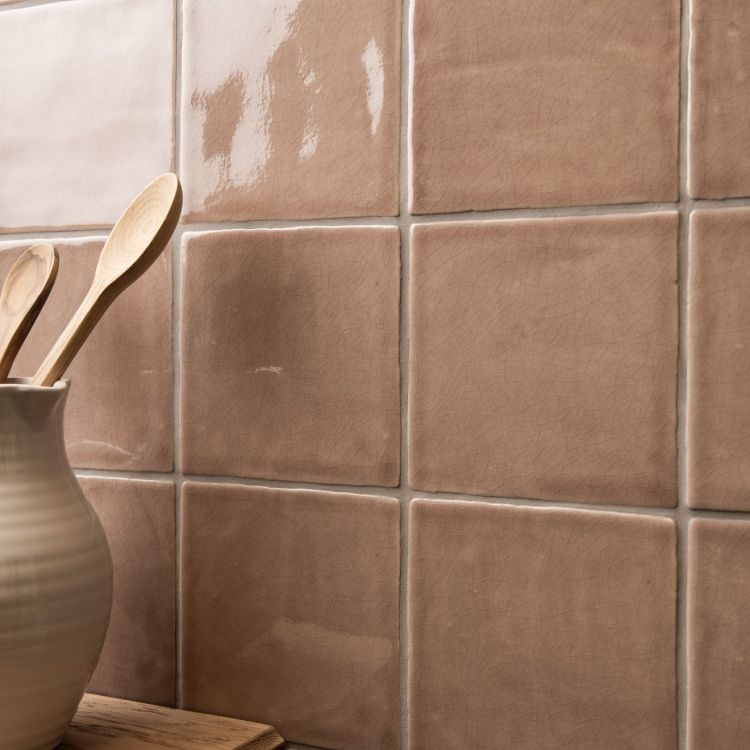 Beige Keramikfliesen 10x10 cm, glänzend, Küche