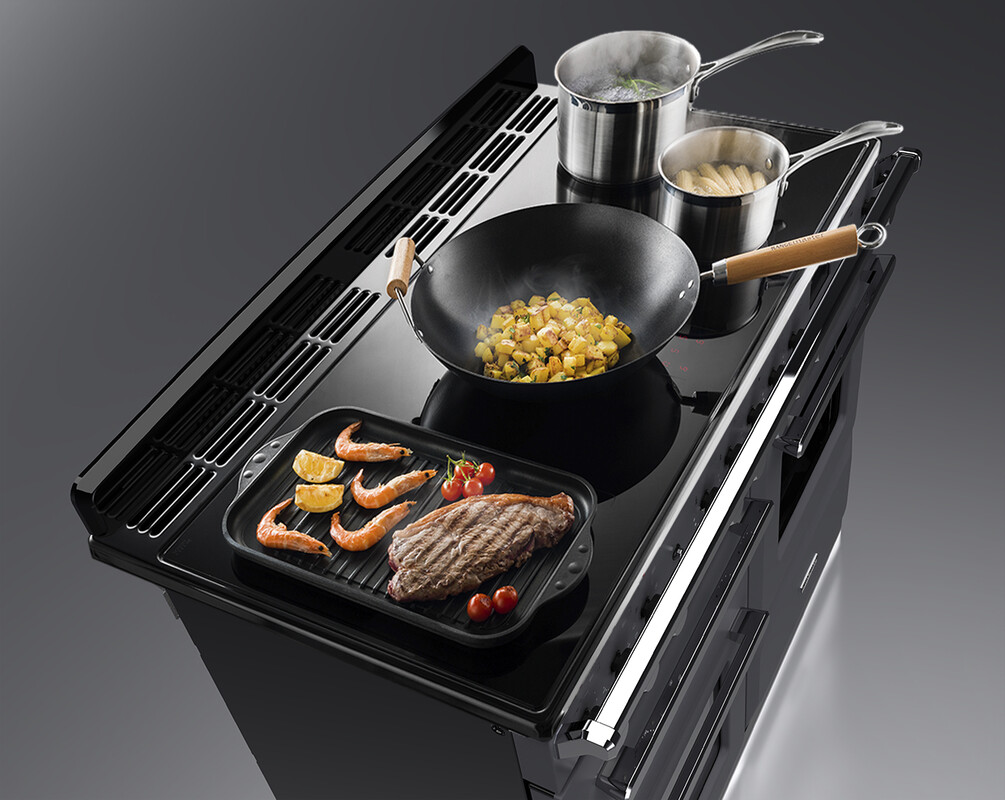 RS30221_Falcon Estel Deluxe 110 Induction-Proving drawer-Hob with food-scr.jpg?ts=1749818133