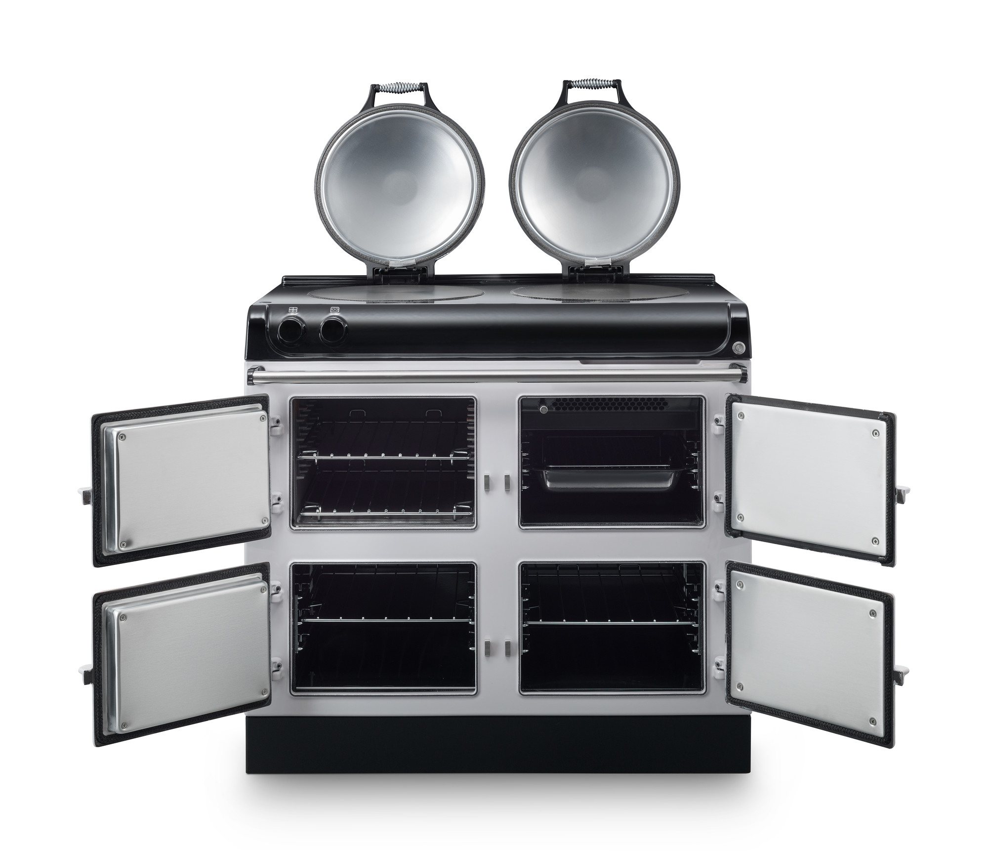 Traditioneller Herd mit vier geöffneten Ofentüren und zwei Kochplatten, ideal für große Küchen Großer Standherd mit zwei runden Kochplatten oben und vier weit geöffneten Backofenfächern, komplett in hochwertigem Design