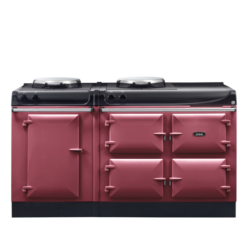 AGA Herd in Rosa mit sechs Backofenklappen und zwei Kochplatten, klassisches Küchendesign Ein rosafarbener AGA Herd mit sechs Klappen und zwei runden Kochplatten auf der Oberseite, freigestellt auf weißem Hintergrund