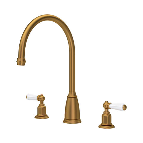 Elegante 3‑Loch Küchenarmatur in Antikmessing, Zweigriff-Design mit weißen Keramikhebeln und hohem Schwanenhals-Auslauf – hochwertige Messing-Mischbatterie für die Spüle