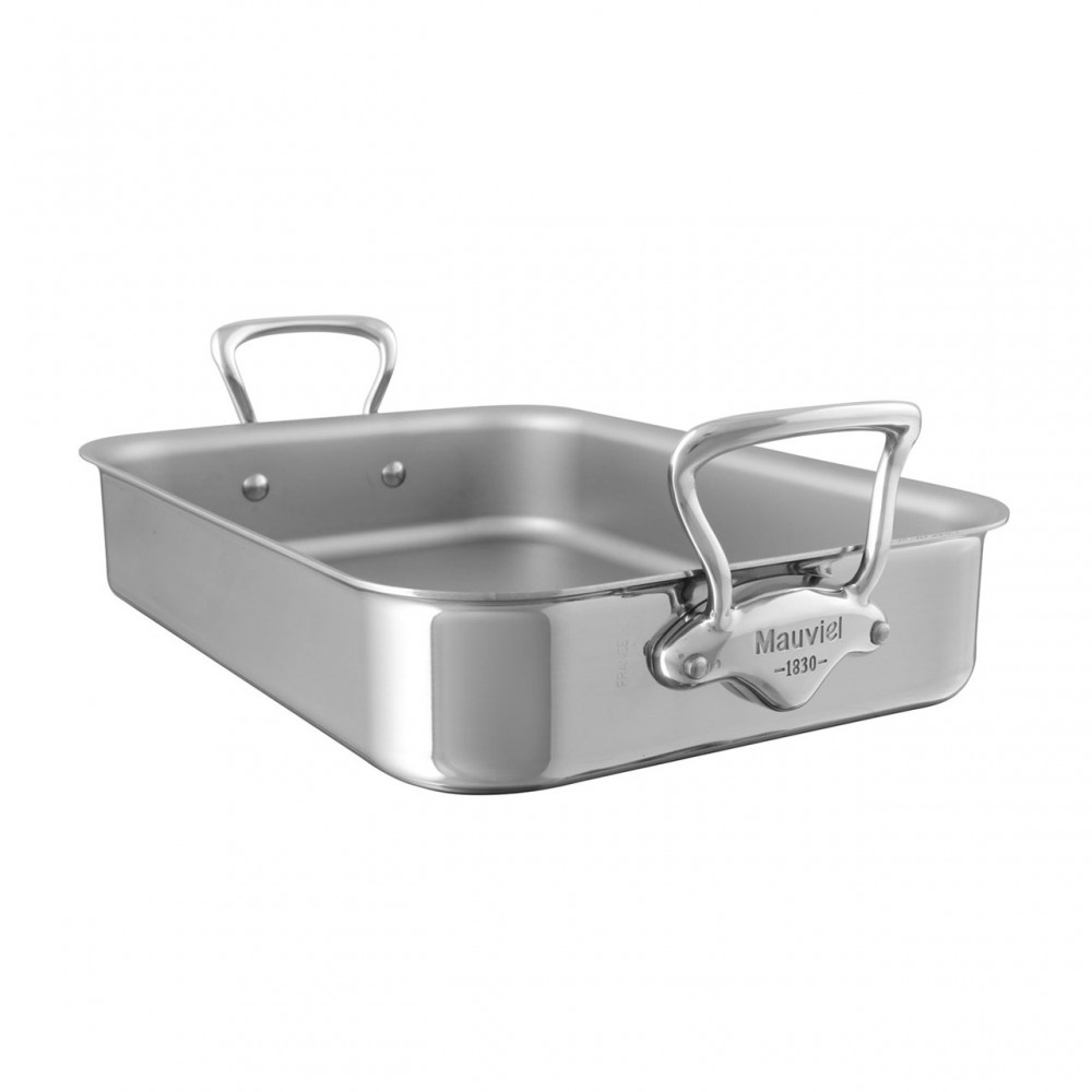 Rechteckiger Edelstahl-Bräter mit stabilen Griffen, ideal zum Braten und Garen im Ofen