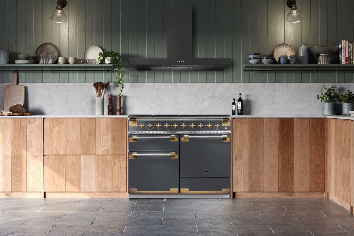 Falcon Elise Luxe Rangecooker Standherd 110 Massivholzküche.jpg?ts=1779268391