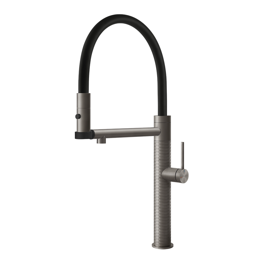 Moderne Edelstahl-Küchenarmatur mit flexibler Brause