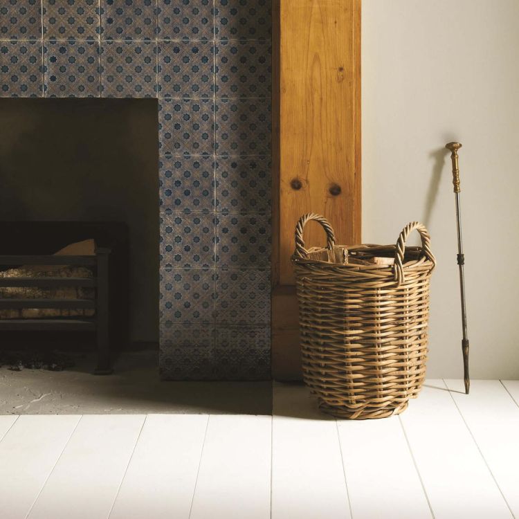 Quadratische Keramikfliese, rustikal glasiert, Beige/Braun