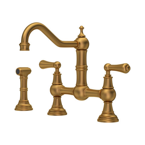 Hochwertige 2-Griff Bridge-Küchenarmatur aus gebürstetem Messing mit hohem Schwanenhals-Auslauf und separater Seitenbrause, 4-Loch-Montage – ideal für Spülbecken im Retro-/Landhausstil