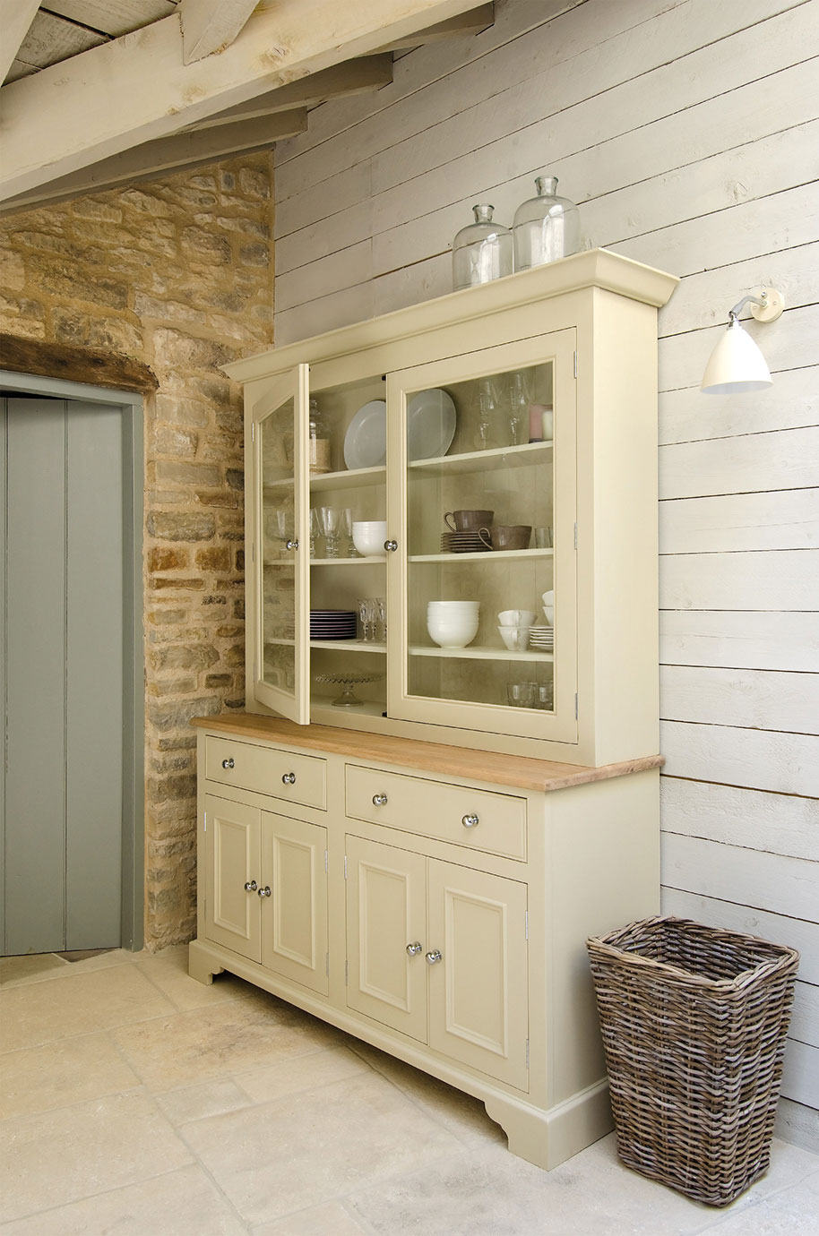 Chichester 5ft Glazed Dresser