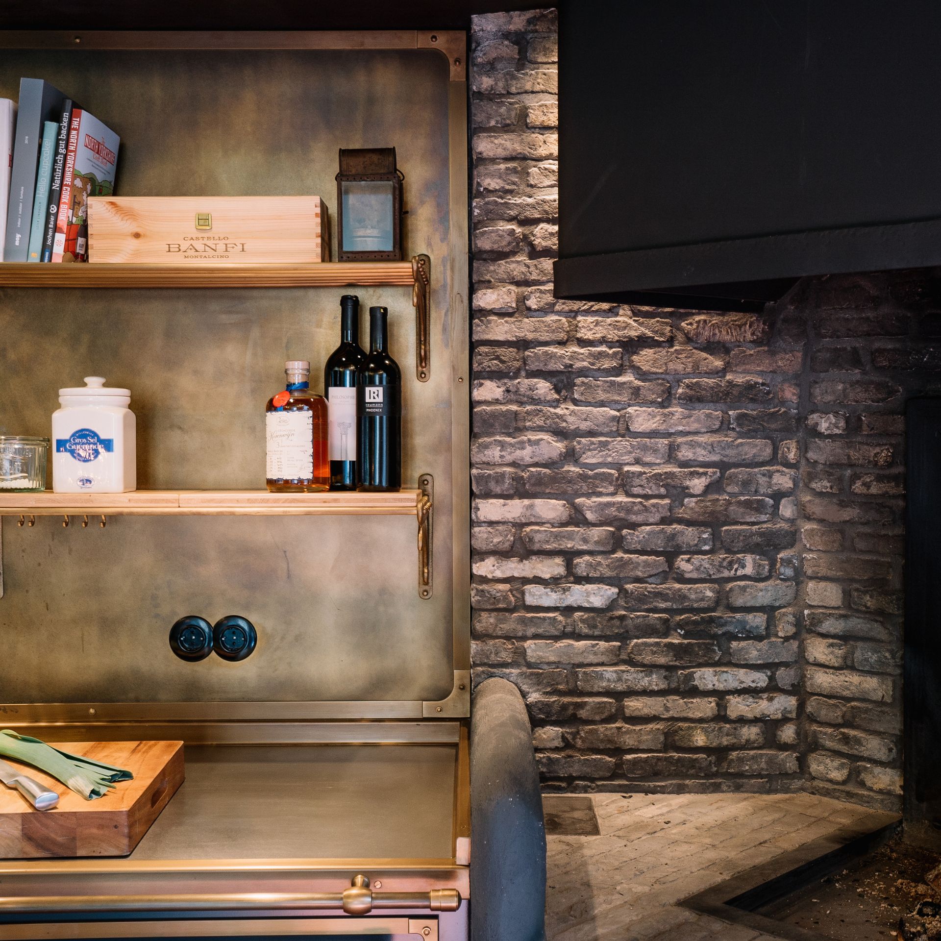 DIA_Landlord Living - Officine Gullo Messing Spritzschutz