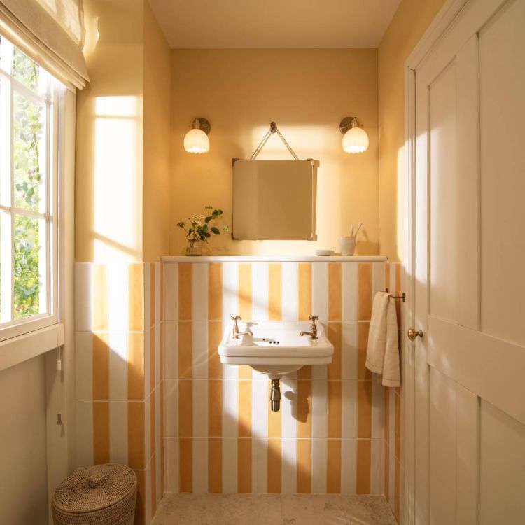 Handgefertigte Keramik: Cosmopolitan Papyrus Narrow Brick