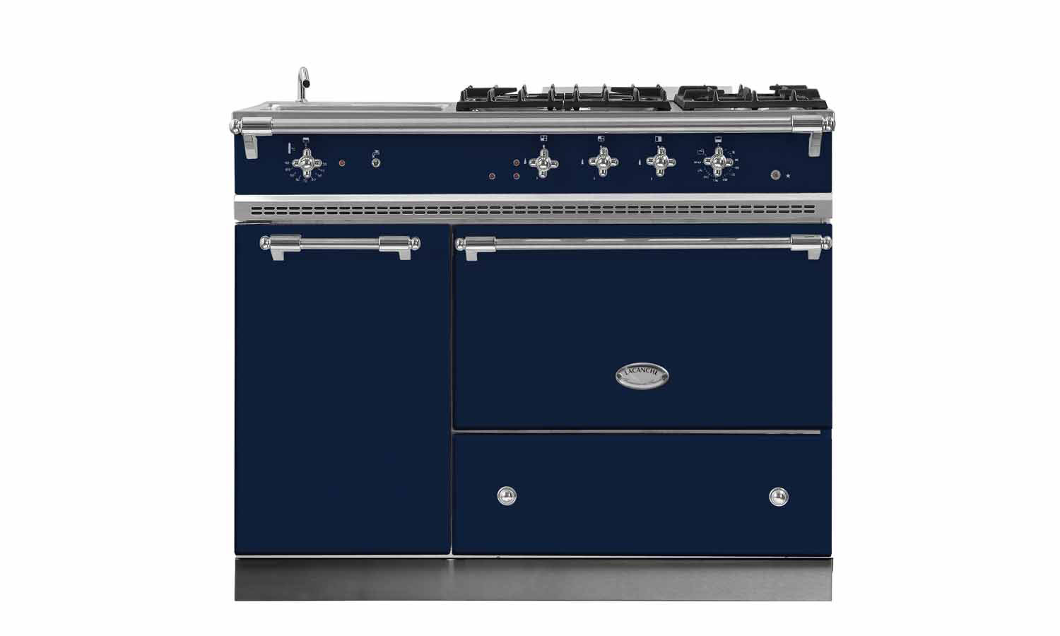 Lacanche Standherd in Dunkelblau mit Gas-Kochfeldern und Backofen, klassisches Design für die Küche Lacanche Standherd in Dunkelblau mit Edelstahlgriffen, mehreren Gas-Kochfeldern und großem Backofen, freistehend