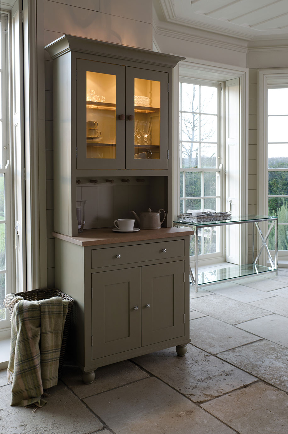 Suffolk 3ft Glazed Rack Dresser