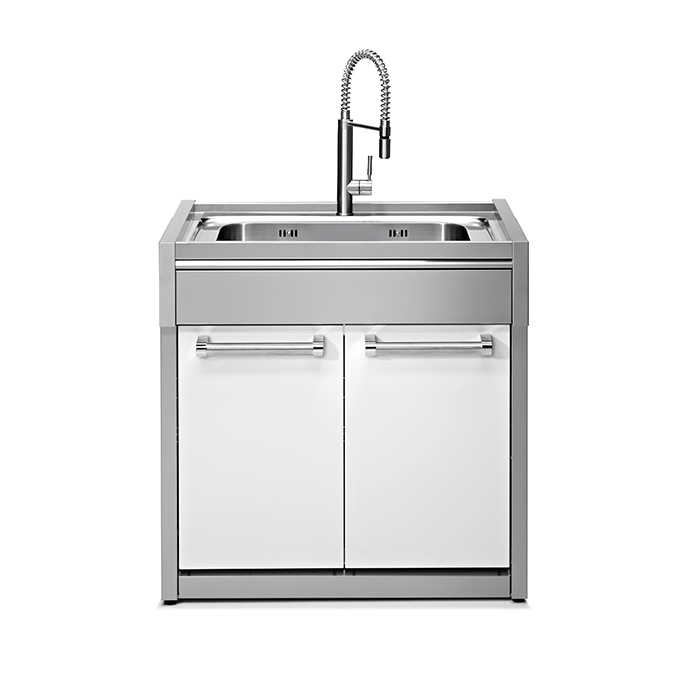 Moderne Edelstahl Spülküche mit Unterschrank und Spültischarmatur Freistehende Spülküche aus Edelstahl mit zwei weißen Türen, integriertem Spülbecken und moderner Armatur