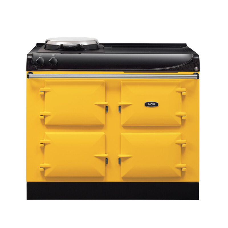AGA Herd in Gelb – Klassischer Design-Küchenherd mit vier Türen und Kochplatten Gelber AGA Herd mit vier Backofentüren und Kochplatte, freistehend auf weißem Hintergrund