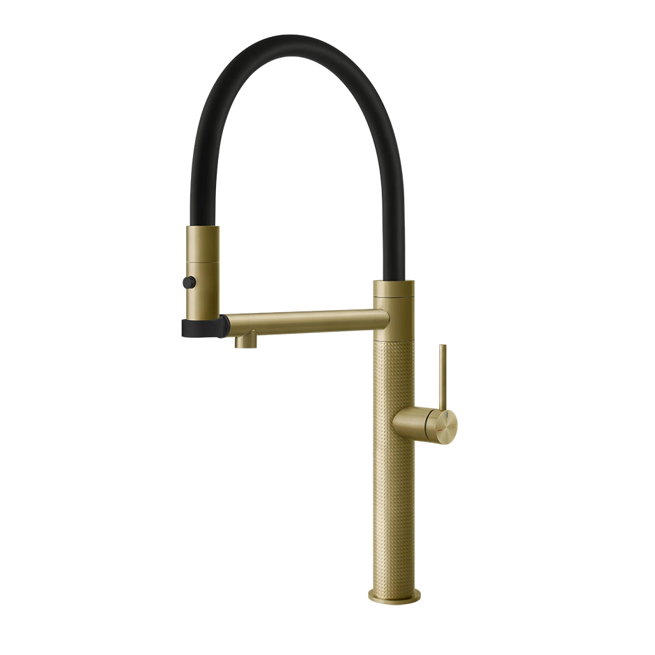 Küchenarmatur Gold mit herausziehbarem Brausekopf