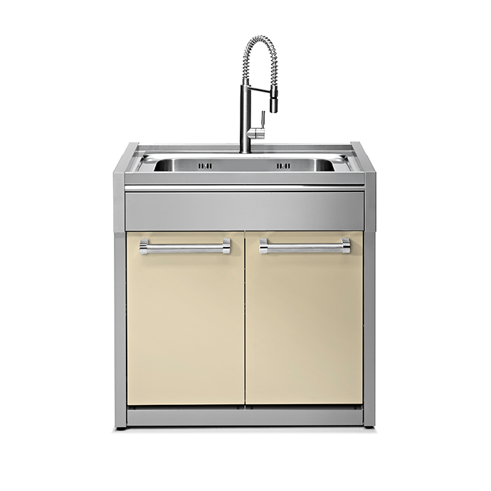 Kompakte Edelstahl-Spülküche mit zwei cremefarbenen Türen und moderner Mischbatterie Freistehende Spülküche aus Edelstahl mit zwei cremefarbenen Fronten und flexiblem Wasserhahn, ideal für kleine Küchen oder Büros.
