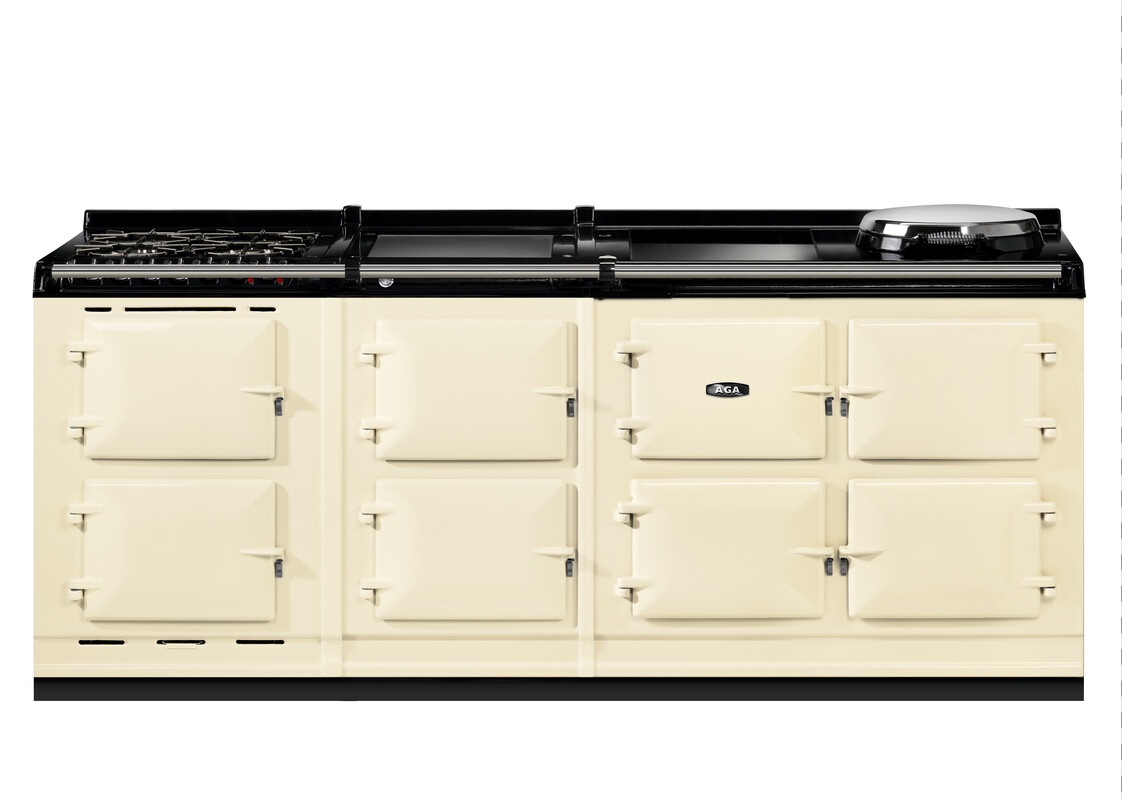 Klassischer cremefarbener AGA Herd mit sechs Ofentüren und integriertem Gas-Kochfeld, ideal für stilvolle Küchen